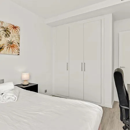 Modern 3 Bed In Cancelada Apartment *